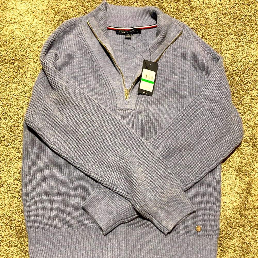 Tommy Hilfiger sweater